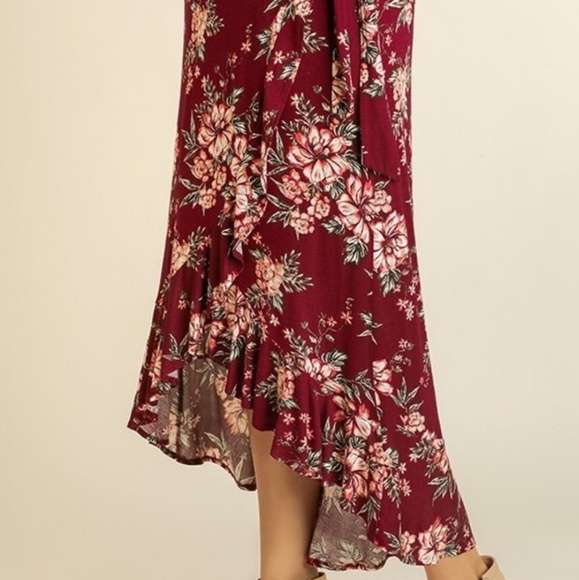 🆕🌿FLORAL WRAP SKIRT🌿 - Picture 3 of 3